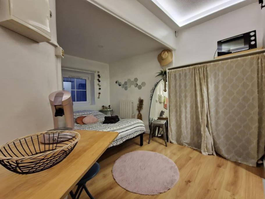 Studio Cosy - Coeur Du Vieux Lyon Apartamento Exterior foto